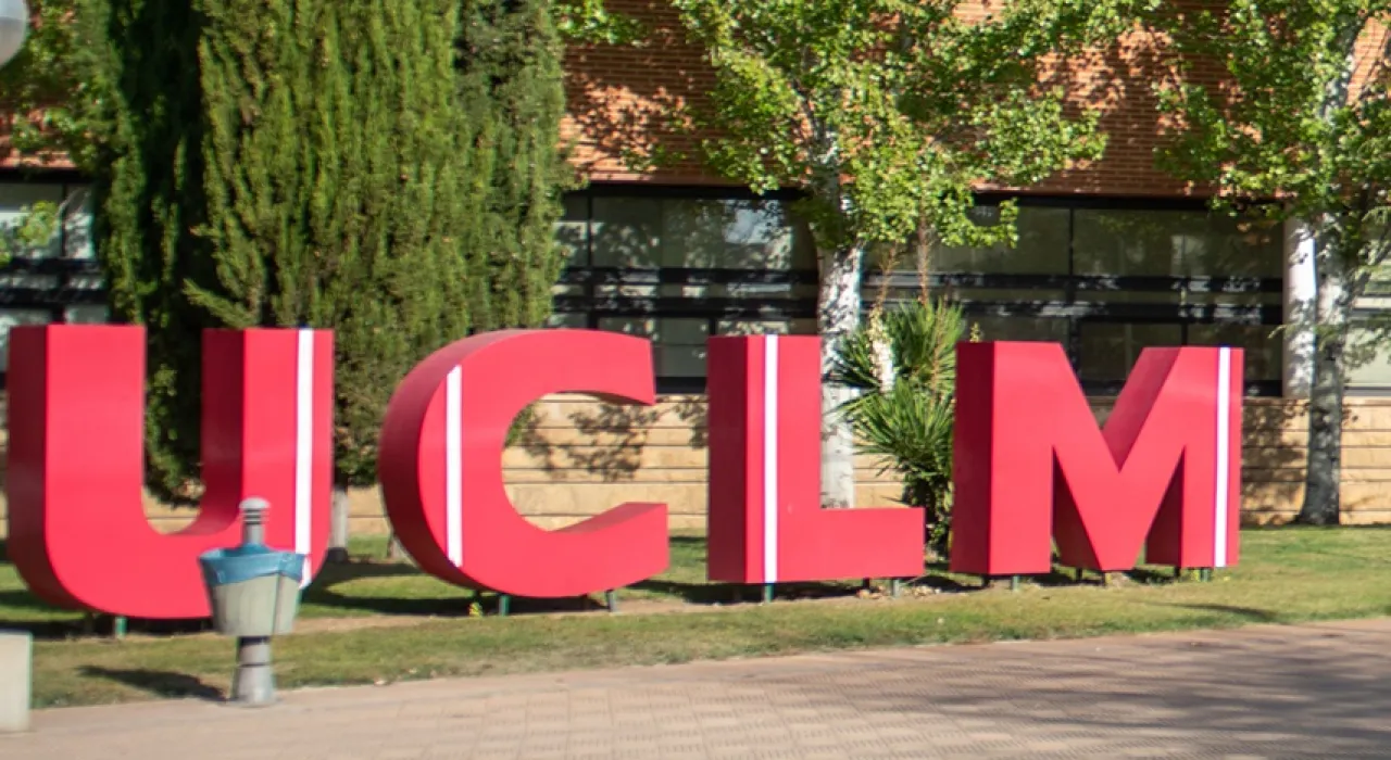 UCLM.
